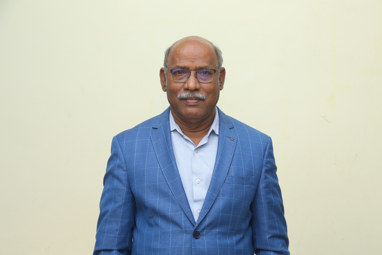Hon'ble Educational Advisor