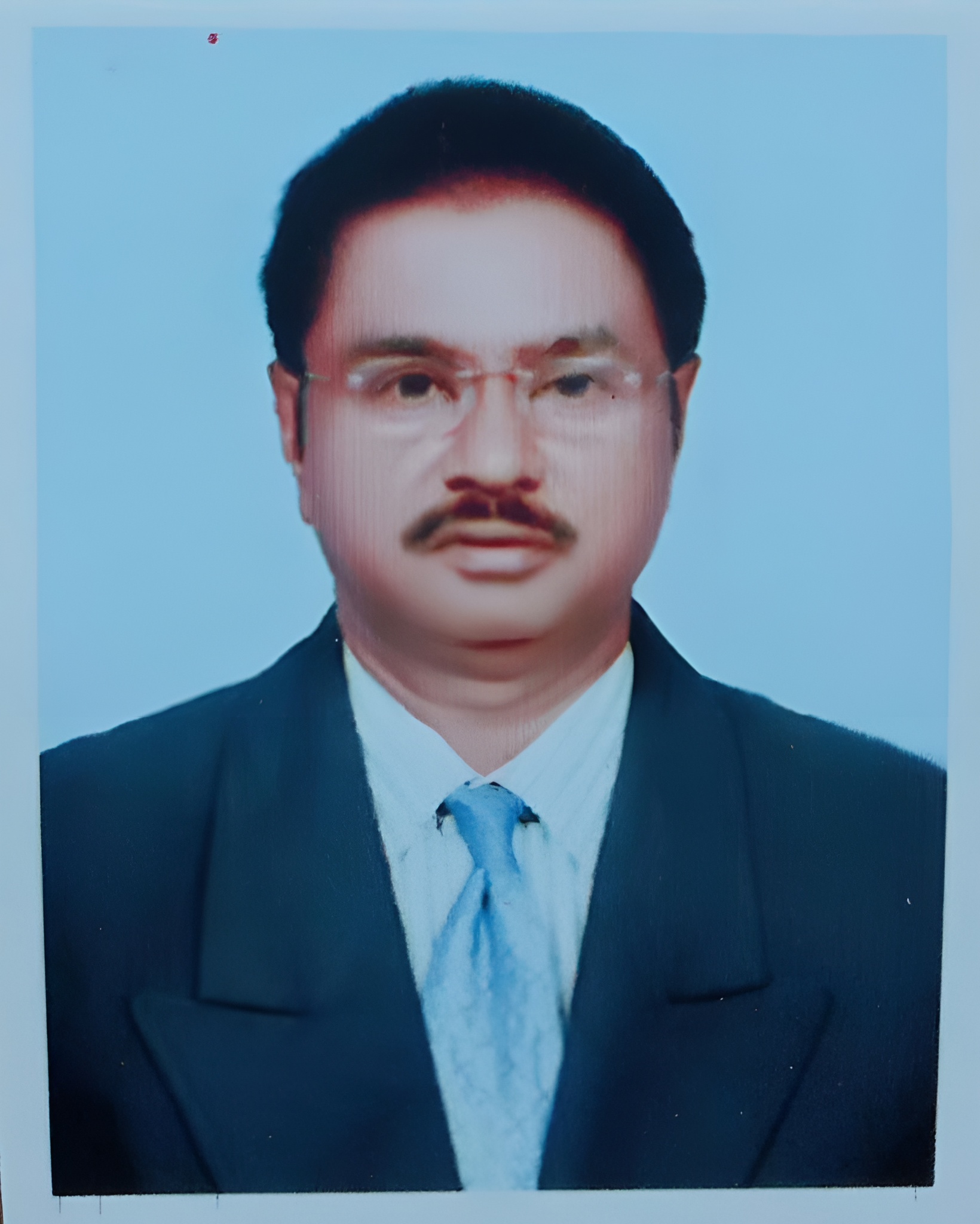 Hon'ble Secretary
